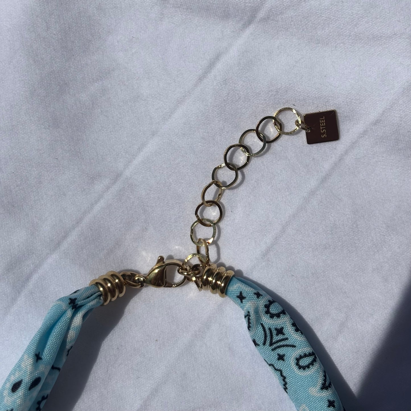 Collier Curalo