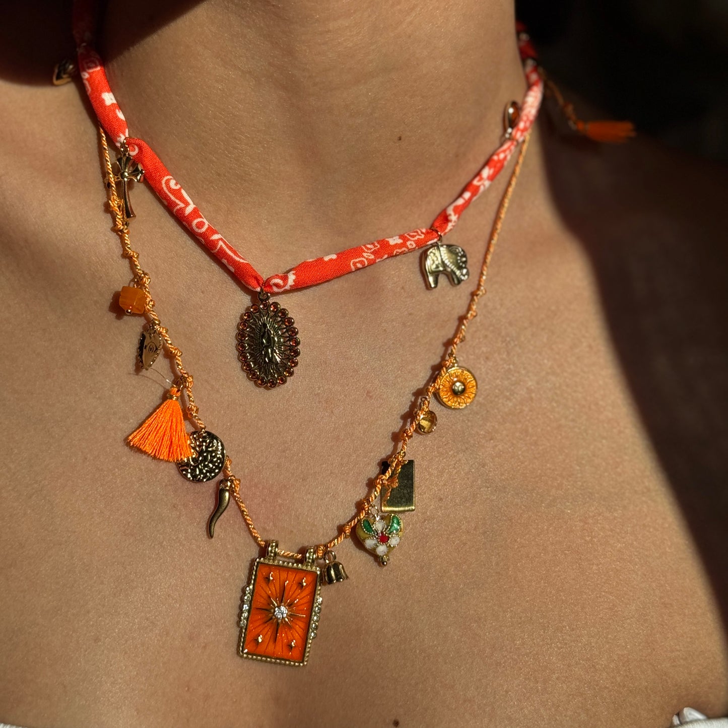 Collier Arongo