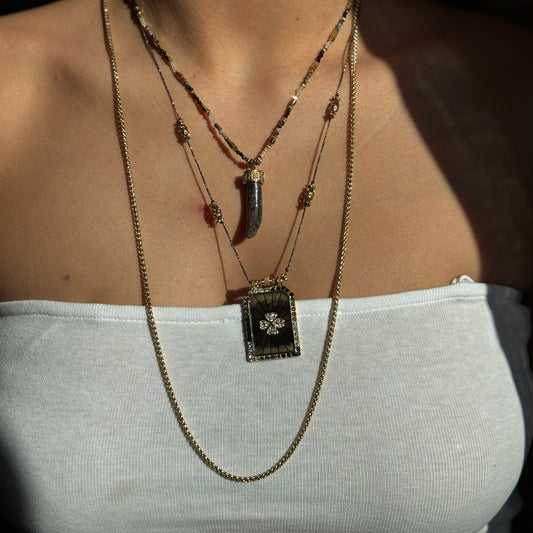 Collier Corna